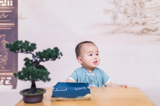 谷城宝宝多久可以坐